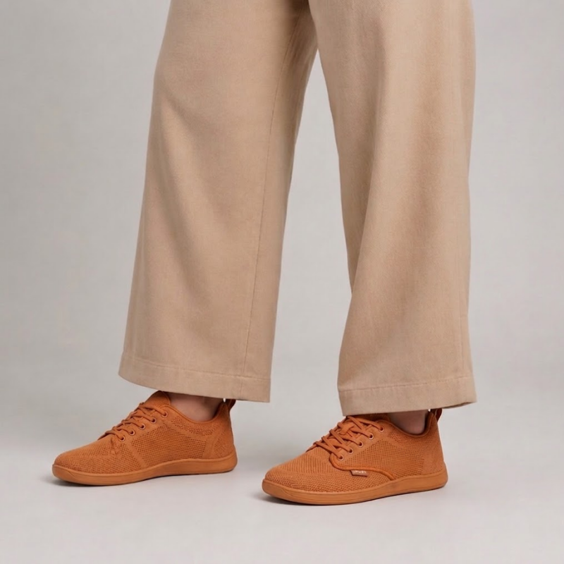 Comfort sneakers with extra toe room – Lightweight and supportive
