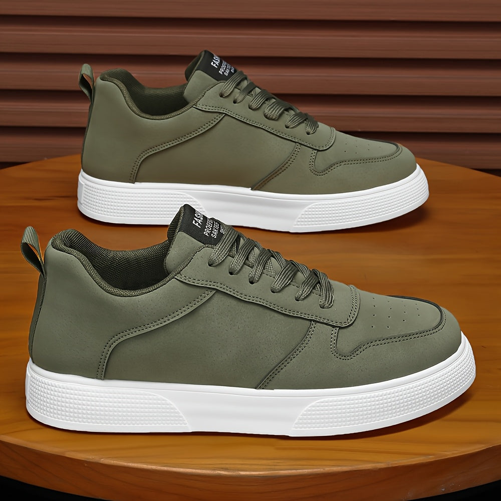 Non-slip men's sneakers for everyday use - Durable and comfortable