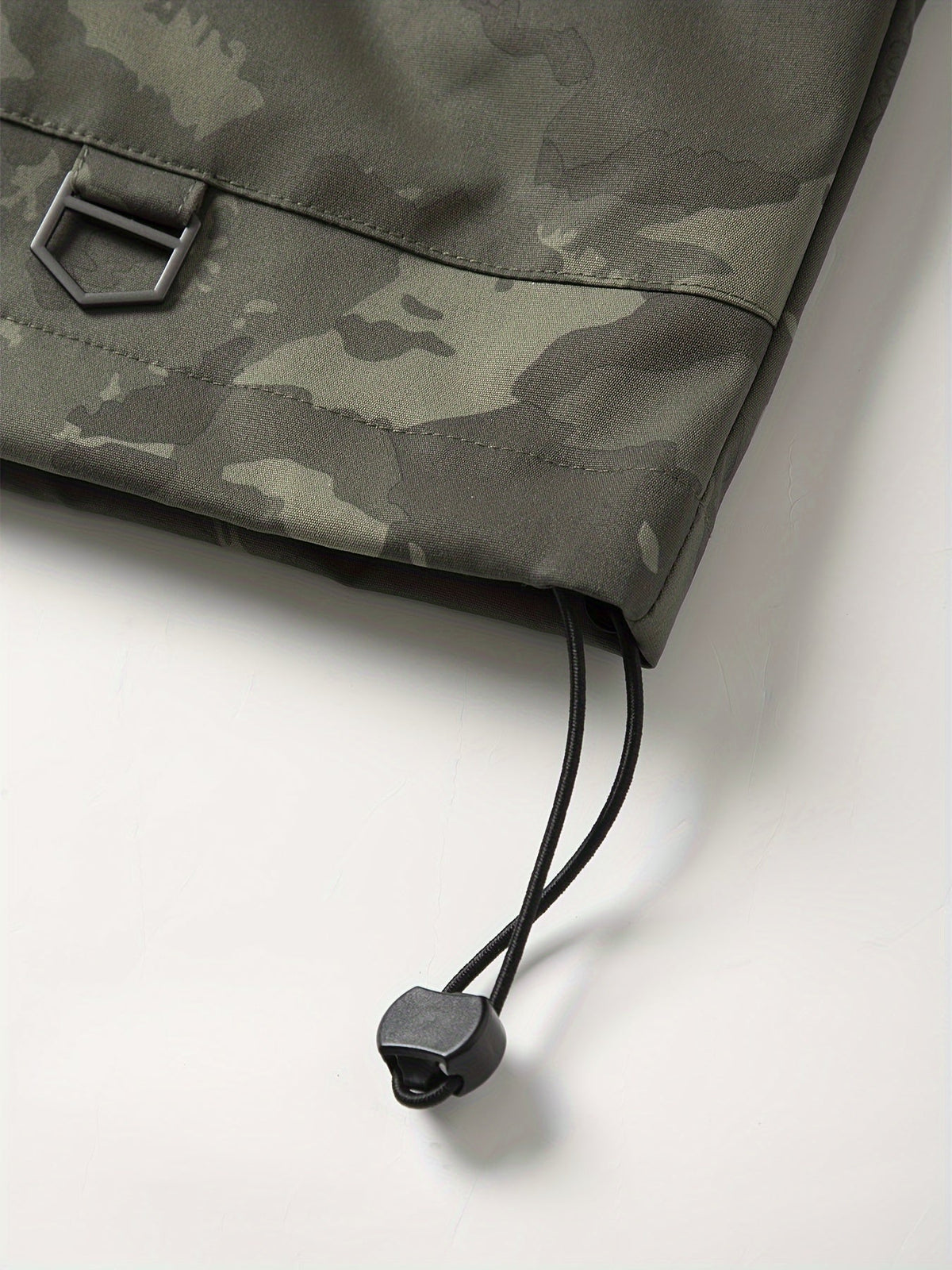 Heren camouflage jas met capuchon - Praktisch en stevig