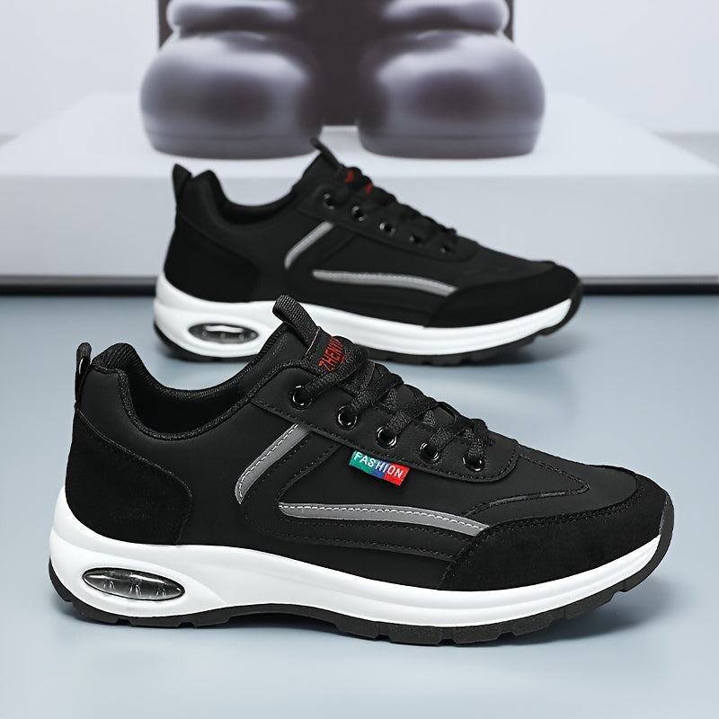 Sporty men's running sneakers - Light and comfortable