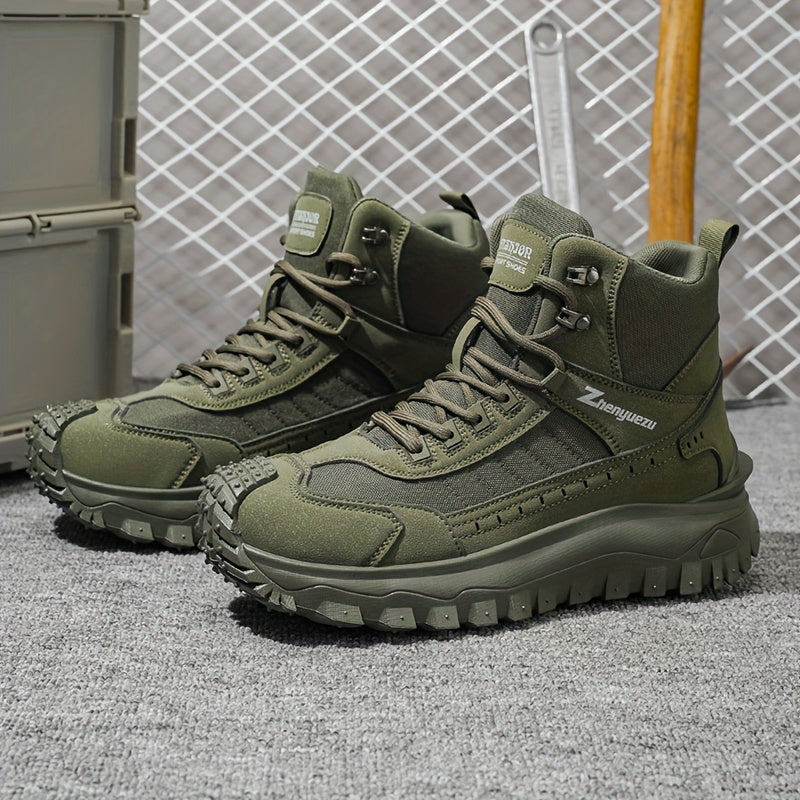 High-top hiking shoes for men - Sturdy and comfortable