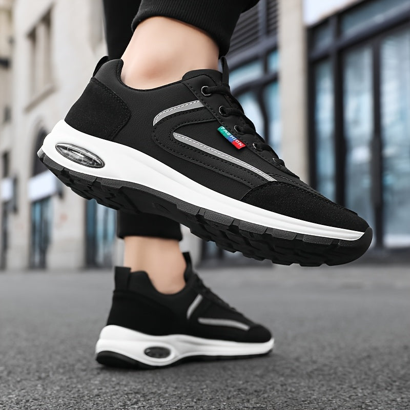 Sporty men's running sneakers - Light and comfortable
