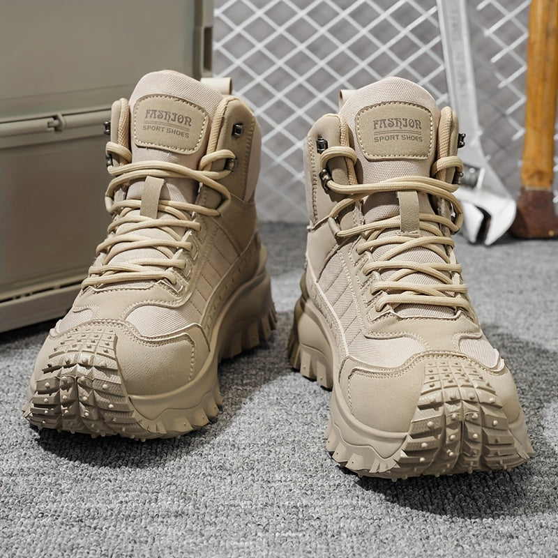 High-top hiking shoes for men - Sturdy and comfortable