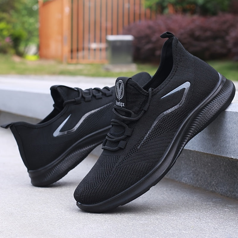 Lightweight casual men's sneakers - Breathable and grippy