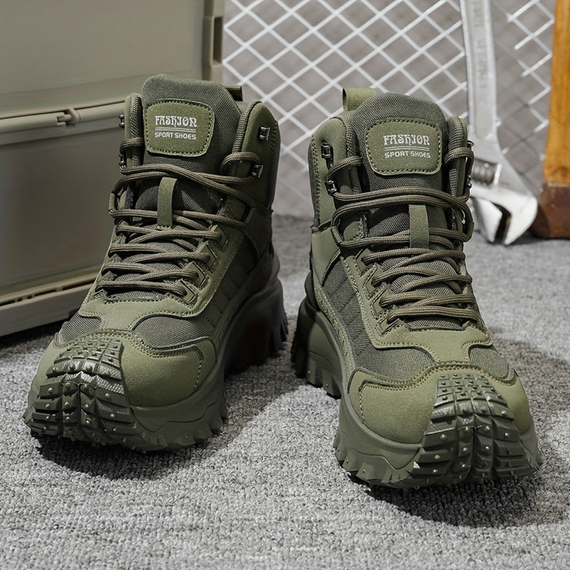 High-top hiking shoes for men - Sturdy and comfortable
