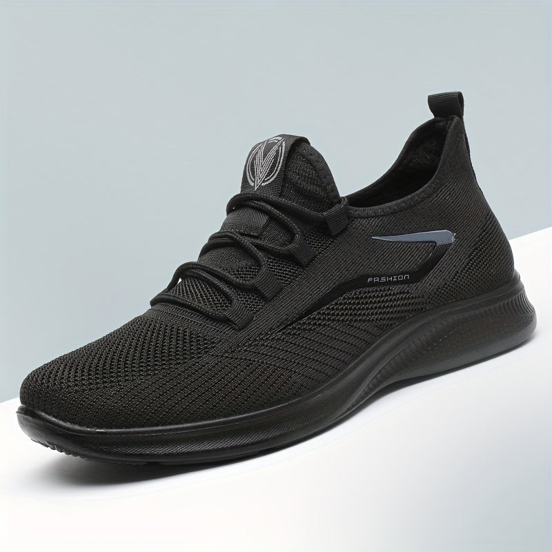 Lightweight casual men's sneakers - Breathable and grippy