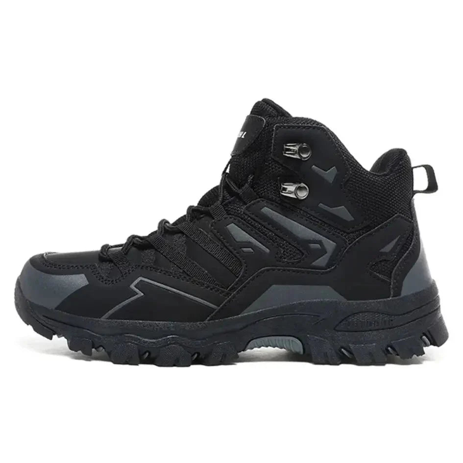 High women's hiking shoes with grip - Sturdy and comfortable